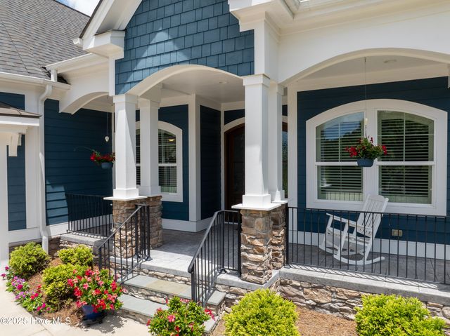 3688 Emerson Drive, Southport, NC 28461