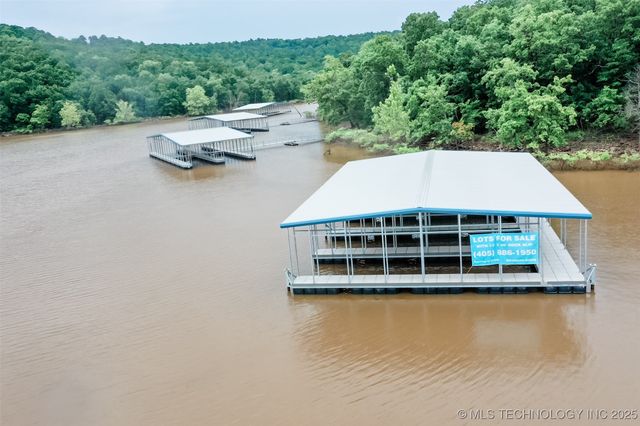 22 Pinot Street, Stigler, OK 74462