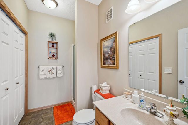 17830 Glasgow Way, Lakeville, MN 55044