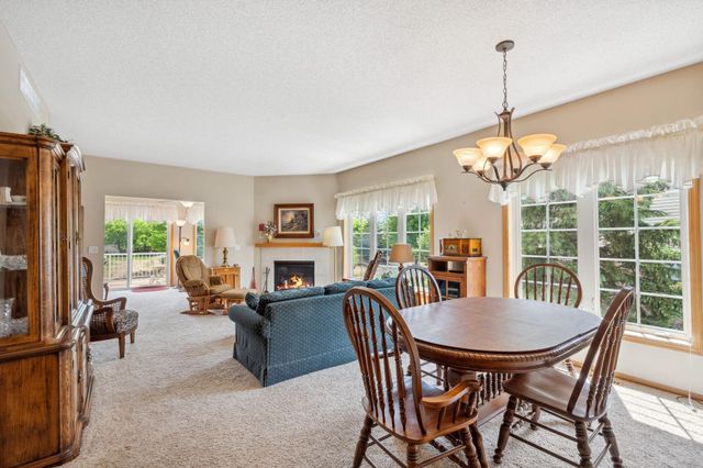 17830 Glasgow Way, Lakeville, MN 55044