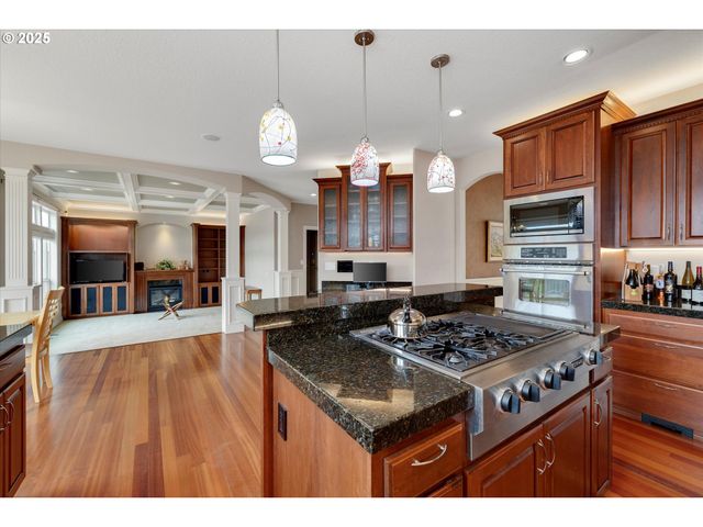 620 INVERNESS Ct, Salem, OR 97306