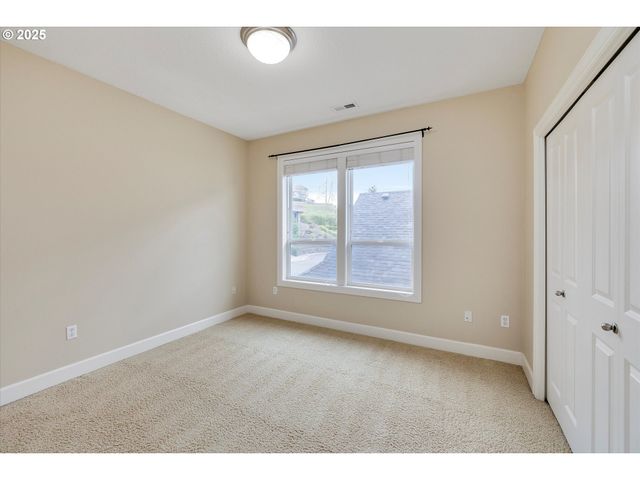 620 INVERNESS Ct, Salem, OR 97306