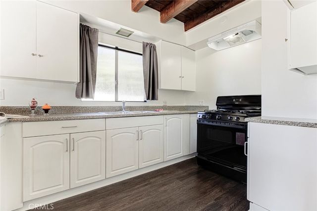 529 S Garfield Avenue, Monterey Park, CA 91754