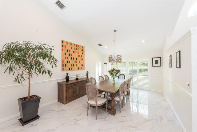 8001 SW 160th St, Palmetto Bay, FL 33157