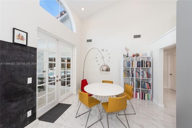 8001 SW 160th St, Palmetto Bay, FL 33157