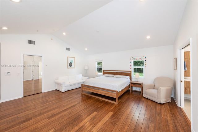 8001 SW 160th St, Palmetto Bay, FL 33157