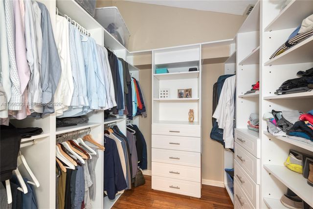 8001 SW 160th St, Palmetto Bay, FL 33157