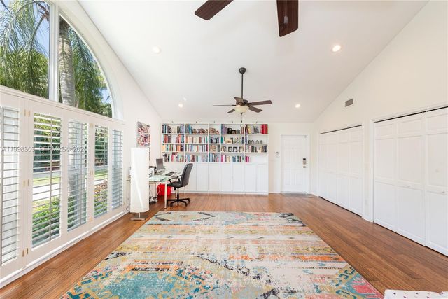 8001 SW 160th St, Palmetto Bay, FL 33157