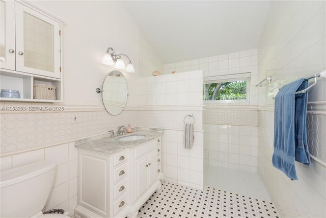 8001 SW 160th St, Palmetto Bay, FL 33157