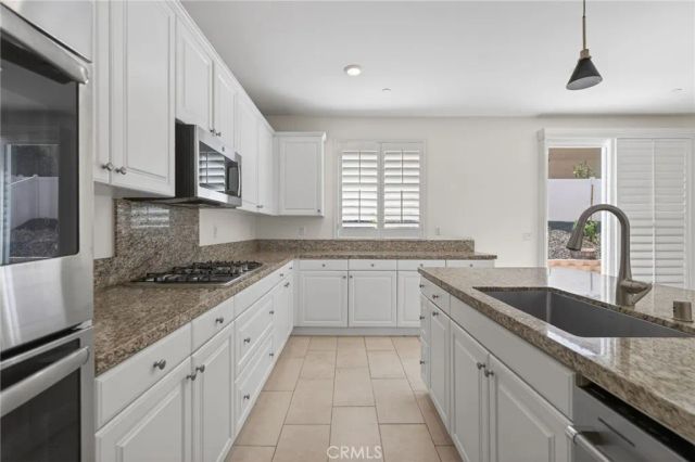 19435 Fortunello Avenue, Riverside, CA 92508
