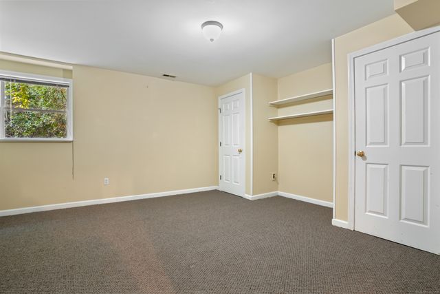 55 Copper Creek Circle 55, Newtown, CT 06470