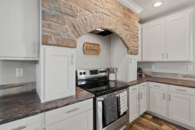 2135 County Road 176, Whitesboro, TX 76273