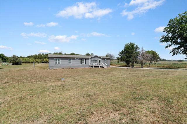 2135 County Road 176, Whitesboro, TX 76273