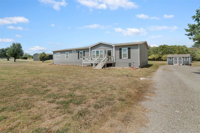 2135 County Road 176, Whitesboro, TX 76273