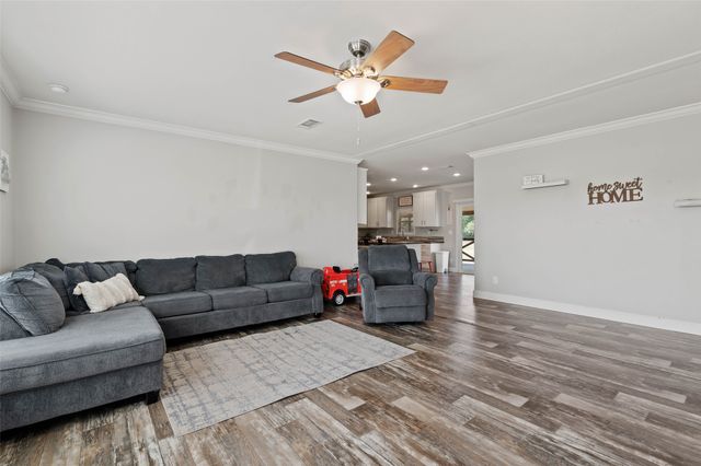 2135 County Road 176, Whitesboro, TX 76273