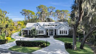 801 LAKESHORE DRIVE, Eustis, FL 32726