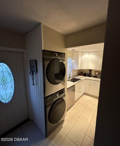 65 Seton Trl Apt 8, Ormond Beach, FL 32176