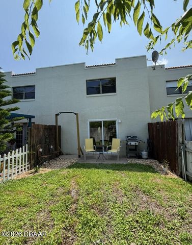 65 Seton Trl Apt 8, Ormond Beach, FL 32176