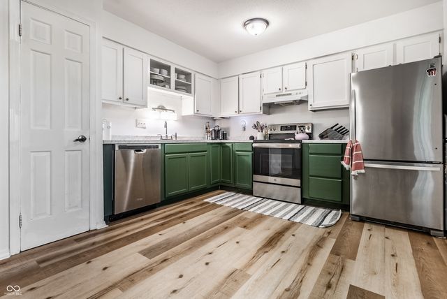 6503 Park Central Way B, Indianapolis, IN 46260