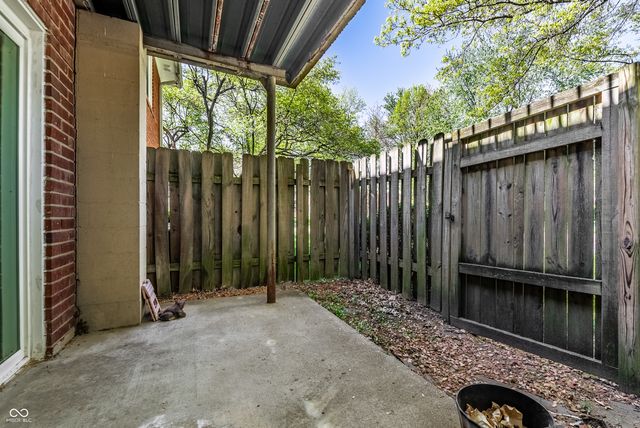 6503 Park Central Way B, Indianapolis, IN 46260