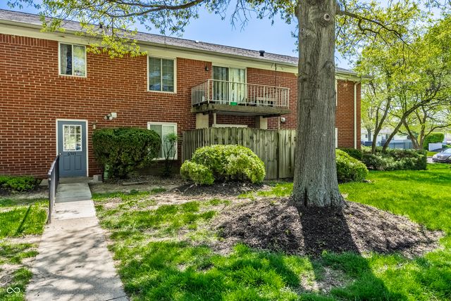 6503 Park Central Way B, Indianapolis, IN 46260