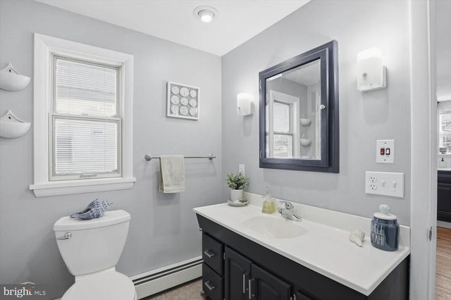 141 E HUMMELSTOWN ST, Elizabethtown, PA 17022