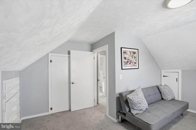 141 E HUMMELSTOWN ST, Elizabethtown, PA 17022