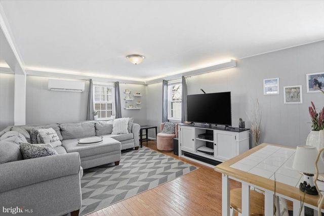 141 E HUMMELSTOWN ST, Elizabethtown, PA 17022