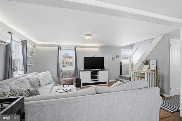 141 E HUMMELSTOWN ST, Elizabethtown, PA 17022