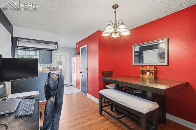 3319 Queen Anne Way, Colorado Springs, CO 80917