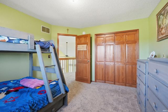 7505 Black Road, New Haven, IN 46774