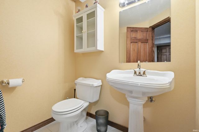 7505 Black Road, New Haven, IN 46774