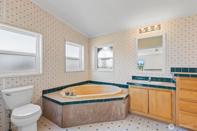 4716 E 4.7 Road NE, Moses Lake, WA 98837