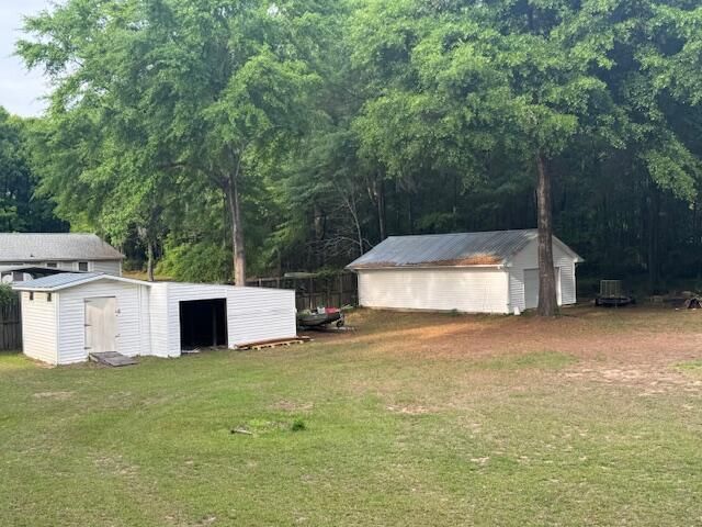 1444 Scott Lake Road, Summerton, SC 29148
