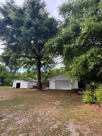 1444 Scott Lake Road, Summerton, SC 29148