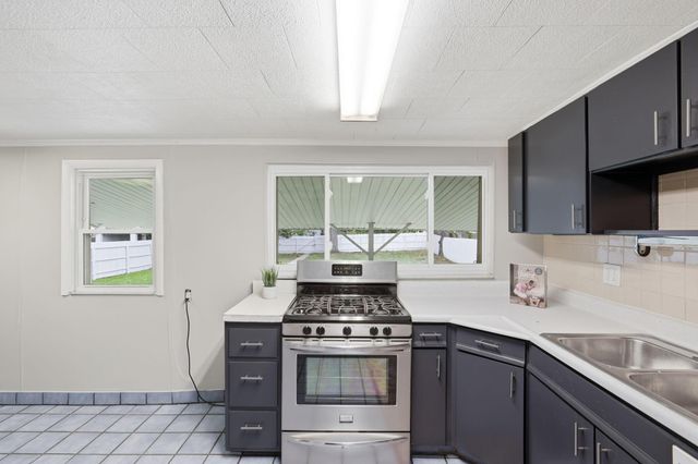 2081 Radnor Avenue, Columbus, OH 43224