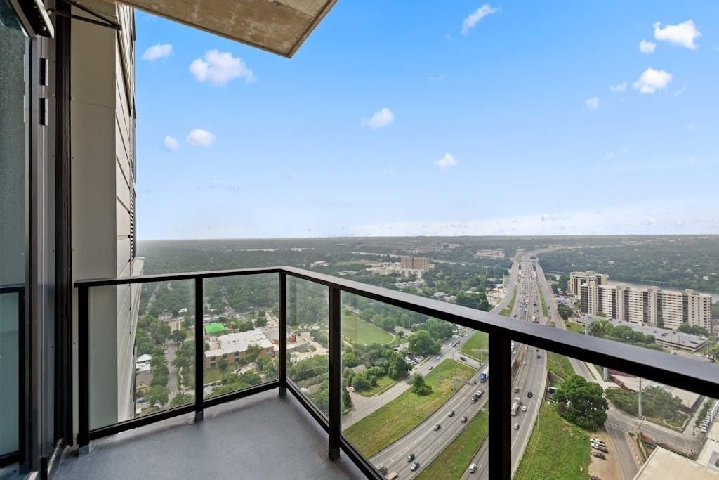 84 East Ave 3307, Austin, TX 78701