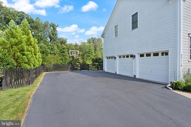 23116 BACKCOUNTRY CT, Ashburn, VA 20148
