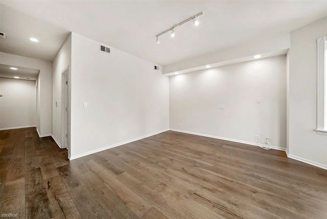 2757 W Logan Boulevard 1, Chicago, IL 60647