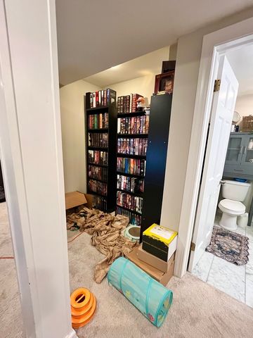 2757 W Logan Boulevard 1, Chicago, IL 60647