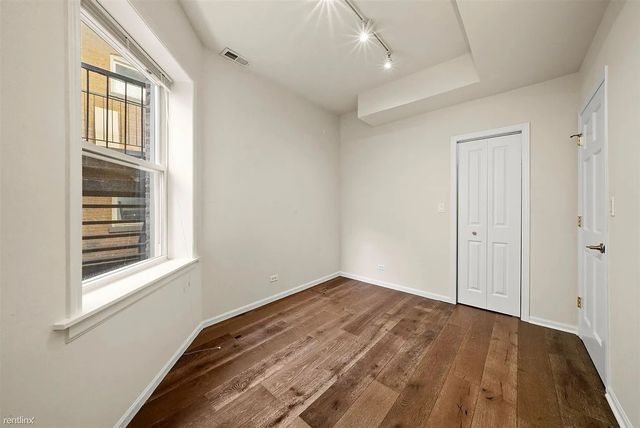 2757 W Logan Boulevard 1, Chicago, IL 60647