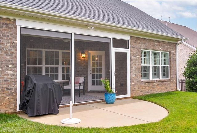 164 Quail Run Drive, Clemmons, NC 27012