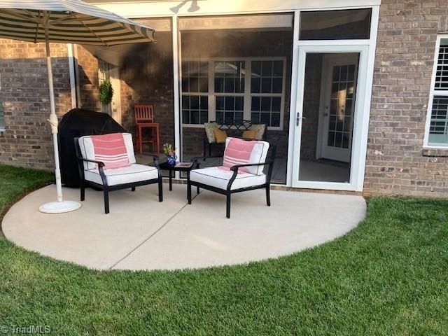 164 Quail Run Drive, Clemmons, NC 27012