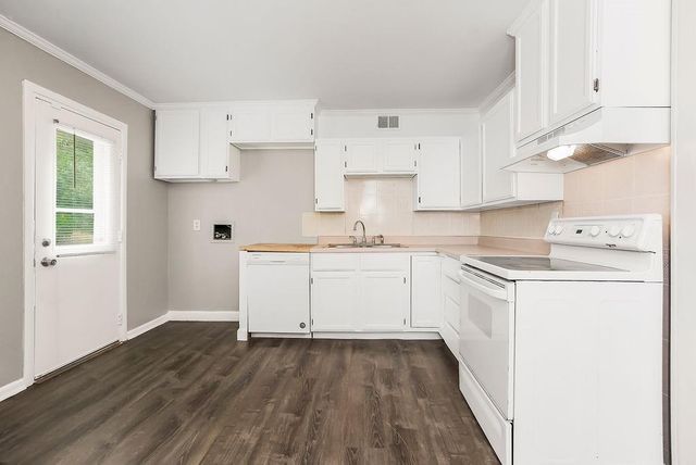 15315 Fuller Avenue, Grandview, MO 64030