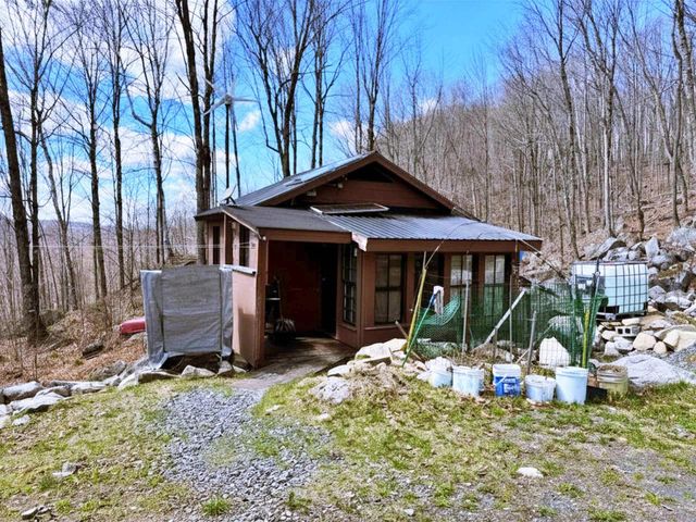 493 Wheeler Mountain Road, Barton, VT 05822