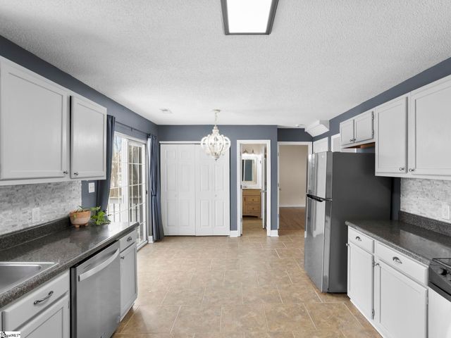 131 Wild Berry Court, Boiling Springs, SC 29316