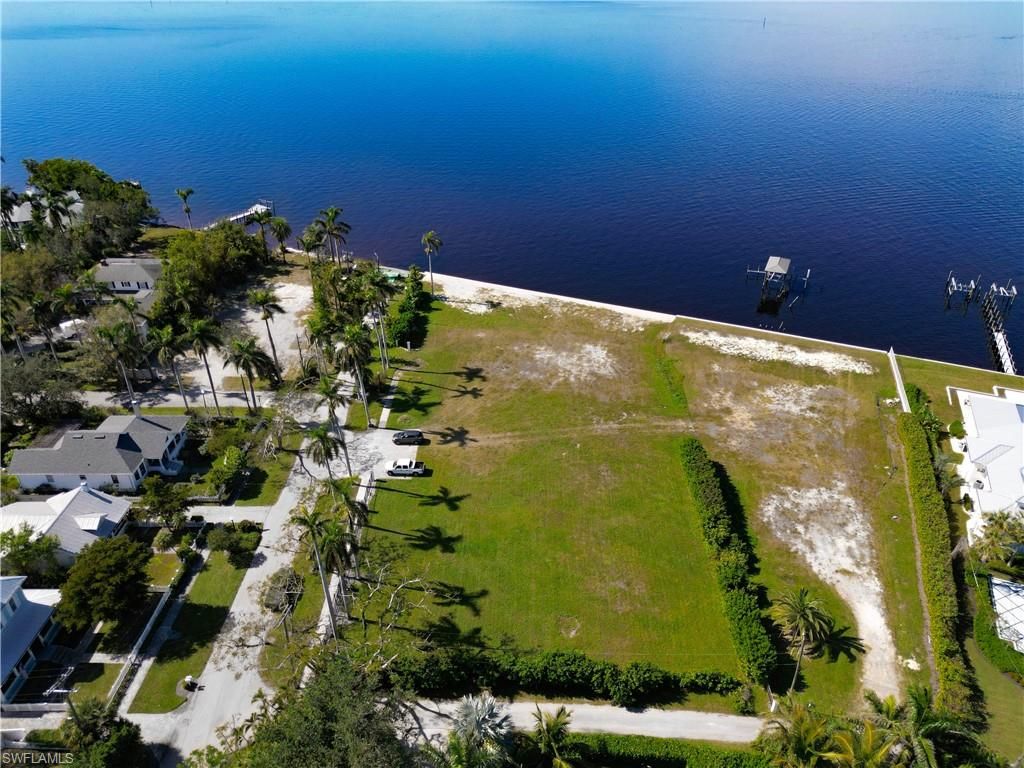 1301 Poinciana AVE, FORT MYERS, FL 33901 — photo 5