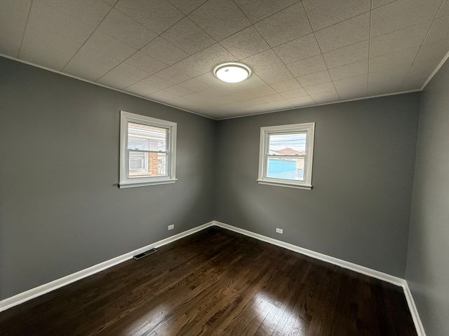 7616 S Lorel Avenue, Burbank, IL 60459