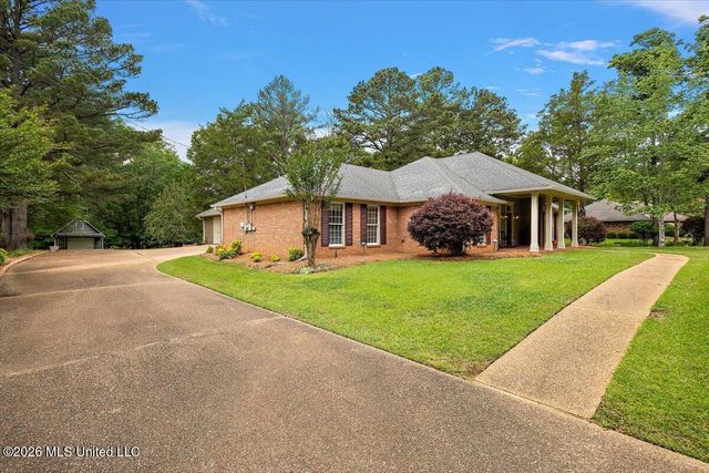 19 Deerfield Drive, Madison, MS 39110