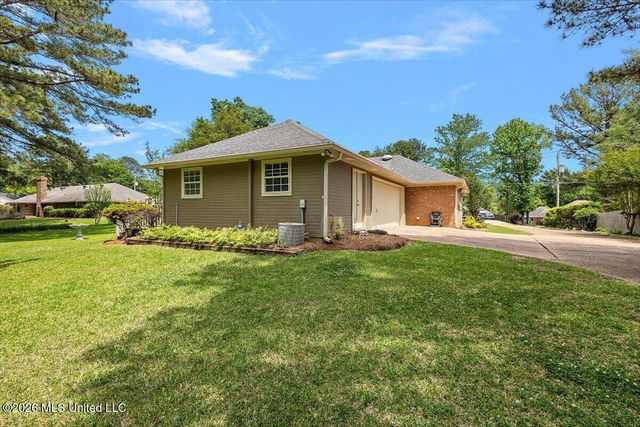 19 Deerfield Drive, Madison, MS 39110